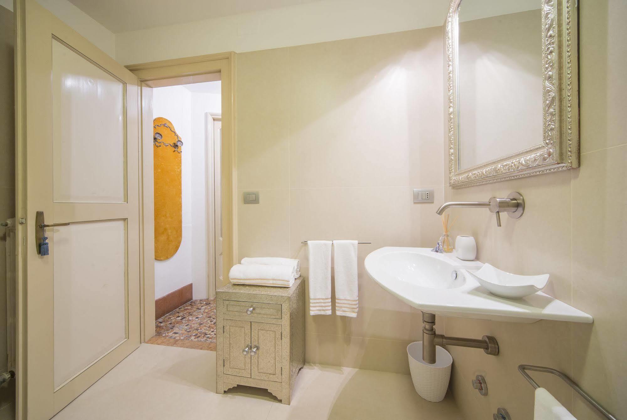 Corte Realdi Boutique Rooms Verona Esterno foto